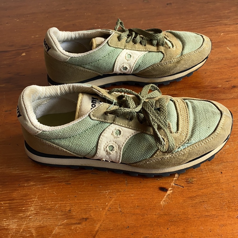 Saucony Jazz vegan size 8